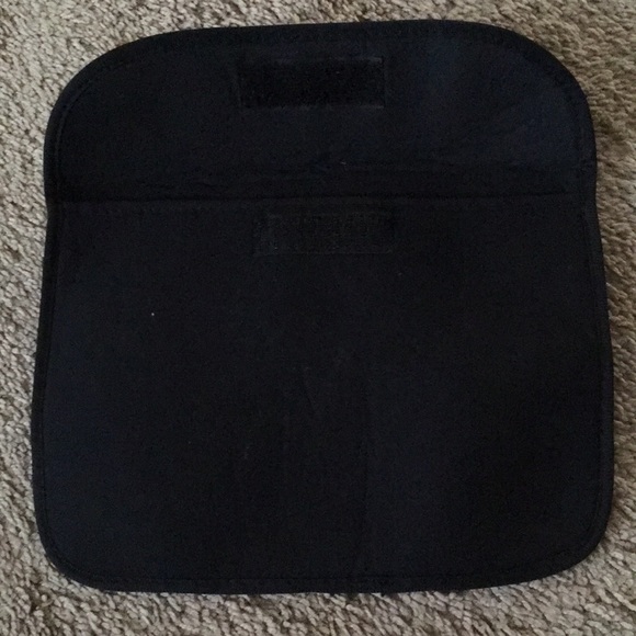 8-Inch Tablet Computer Case (Black Color) - Picture 6 of 6
